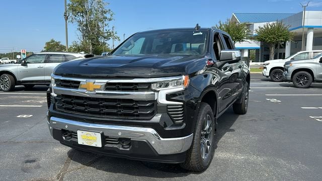 2024 Chevrolet Silverado 1500 LT in Black — front three-quarter view