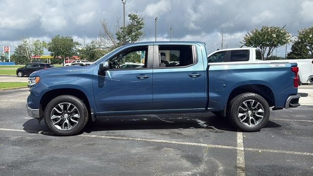 2024 Chevrolet Silverado 1500 — interior view