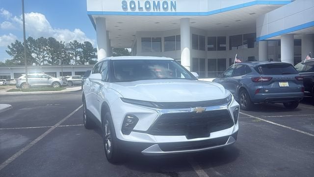 2025 Chevrolet Blazer 2LT in Summit White — front three-quarter view