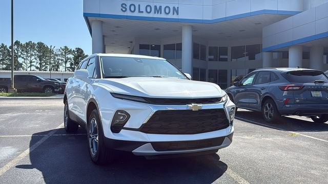 2025 Chevrolet Blazer 2LT in Summit White — front three-quarter view