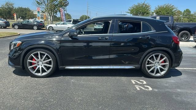 2018 Mercedes-Benz GLA — interior view